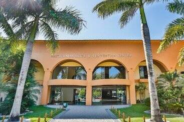 هتل Nauticomar Resort All Inclusive & Beach Club