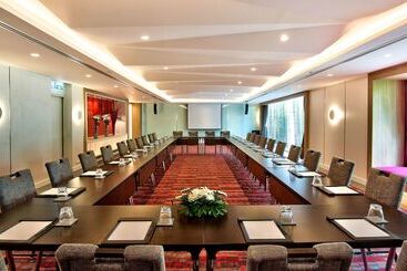 هتل Park Plaza Bangkok Soi 18
