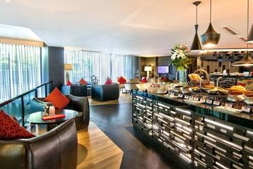 هتل Park Plaza Bangkok Soi 18