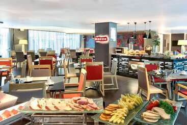 هتل Park Plaza Bangkok Soi 18
