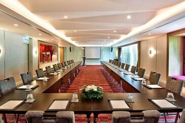 هتل Park Plaza Bangkok Soi 18