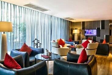 هتل Park Plaza Bangkok Soi 18