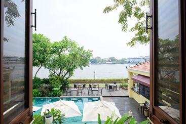 هتل Praya Palazzo