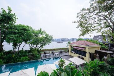 هتل Praya Palazzo