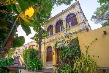 هتل Praya Palazzo