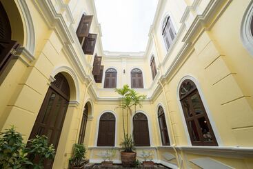 هتل Praya Palazzo
