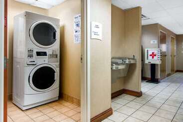 هتل Quality Inn & Suites Decatur  Atlanta East