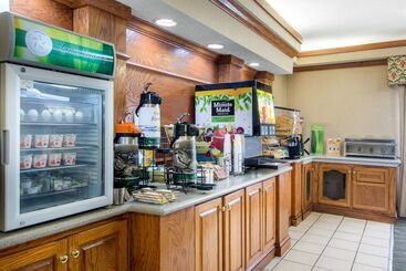 هتل Quality Inn & Suites Decatur  Atlanta East