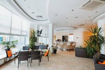 酒店 Ramada By Wyndham Yekaterinburg