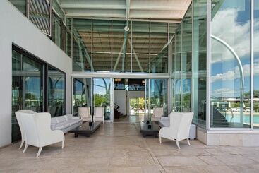 هتل Riviera Golf Resort
