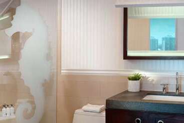 هتل Sole Miami A Noble House Resort