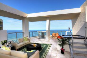 هتل Sole Miami A Noble House Resort