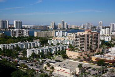 هتل Sole Miami A Noble House Resort