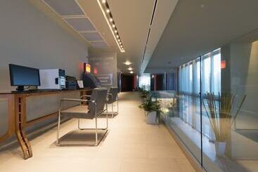 هتل Sole Miami A Noble House Resort