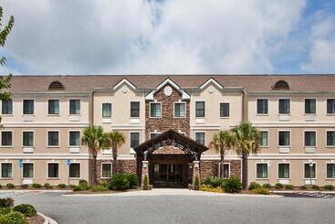 هتل Comfort Inn & Suites
