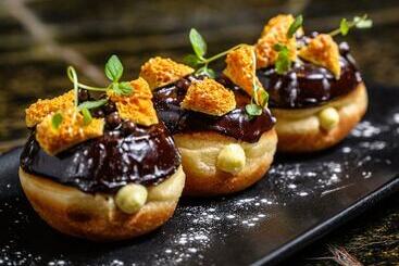 هتل The Hazelton