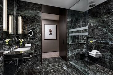 هتل The Hazelton