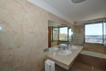 Sun Bay Villas