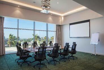 Centara Mirage Beach Resort Dubai