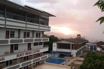 هتل Bukit Indah Lestari