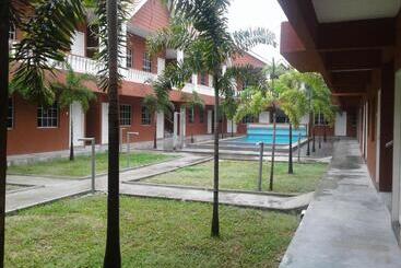 هتل Hornbill Resort Pulau Pangkor