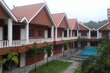 هتل Hornbill Resort Pulau Pangkor
