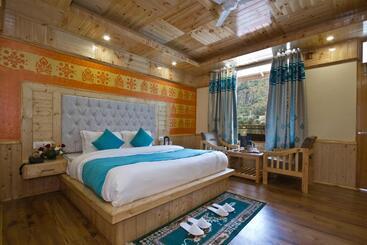 هتل New Harmony Inn