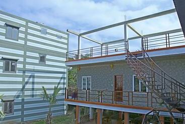 هتل Phong Nha Dawn Homestay Hostel