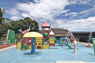 هتل Sea Garden Resort Iloilo