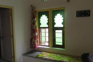 هتل Udai Haveli Guesthouse