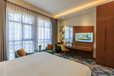 S19 Hotel Al Jaddaf Metro Station