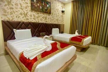 Отель Rds Ramada
