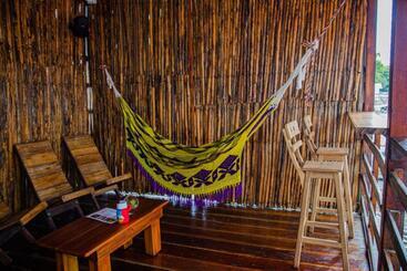 پانسیون Hostal Sumaiwa