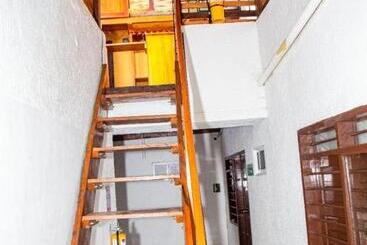 پانسیون Hostal Sumaiwa