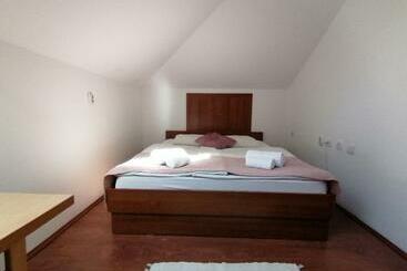 پانسیون Mon Accommodation Free Parking