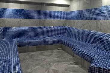 Golden Hi̇ll Hotel Downtown