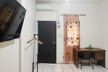 هتل Reddoorz Syariah @ Jalan Jendral Sudirman Jambi