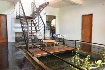 هتل Wisma Andini Palopo Redpartner