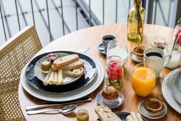 Legends  House By Sweet Porto