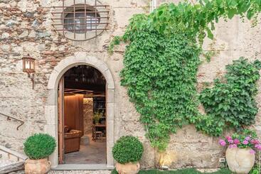 پانسیون Bar Vitelli Charming Suites
