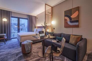 Adina Apartment Hotel Wiesbaden