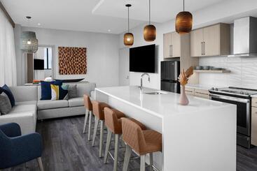 هتل Element Miami Brickell