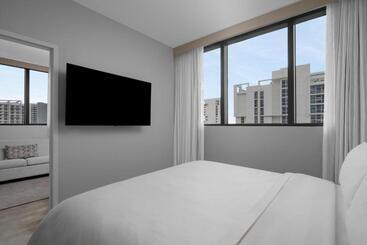 هتل Element Miami Brickell