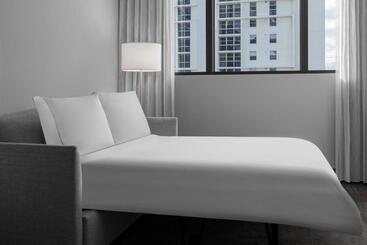 هتل Element Miami Brickell