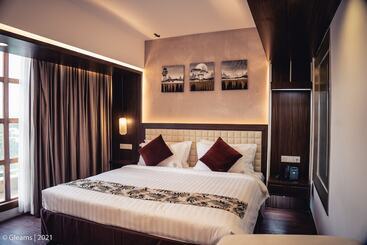 هتل Grand River View