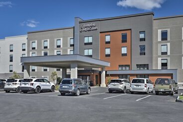 هتل Hampton Inn & Suites Keene