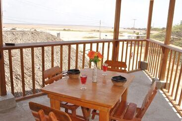هتل Hostal Castillo Del Mar   Hostel