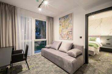 Joy 5 Hotel & Spa