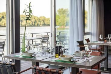 Joy 5 Hotel & Spa