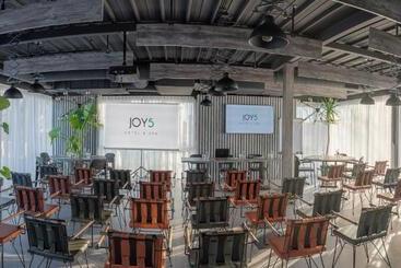 Joy 5 Hotel & Spa